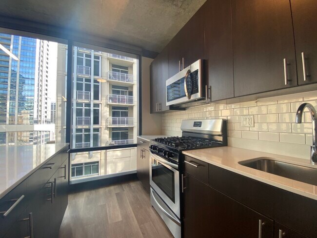 Foto del edificio - 1421 S Wabash Ave