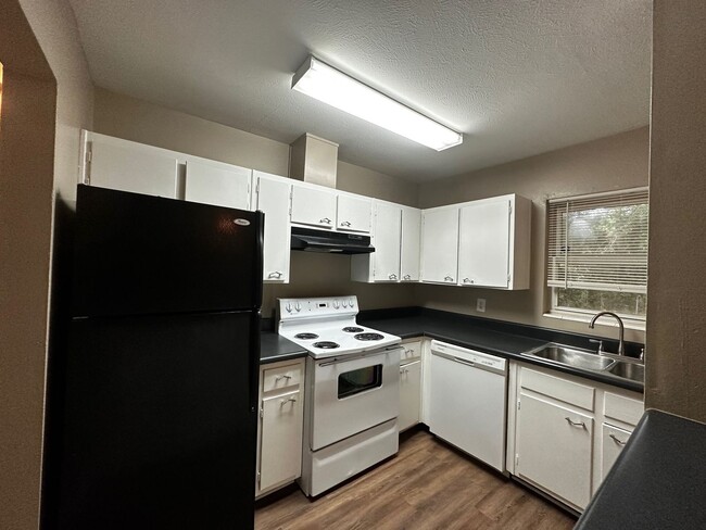 Photo - 1730 Atkamire Drive House