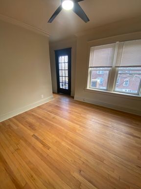 Foto del edificio - 2035 Maury Ave