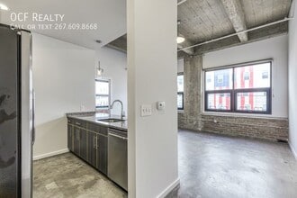 Building Photo - 4800 Brown St