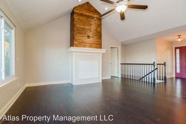 Building Photo - 4 br, 3 bath House - 8308 NE 109th Place