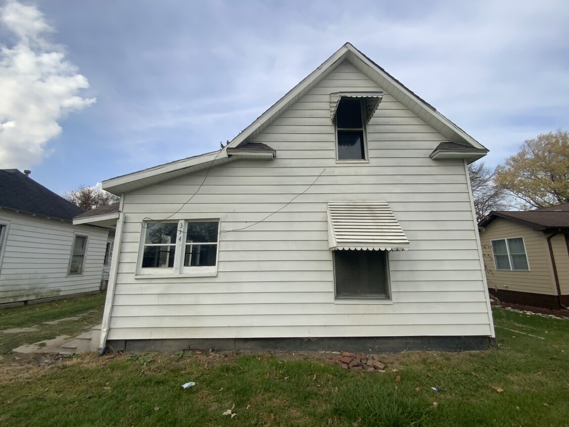 Primary Photo - 314 Porter St