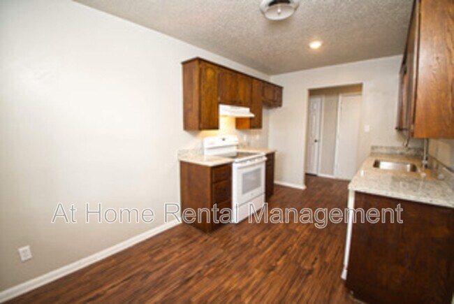 Foto del edificio - 4710 S Fulton Pl