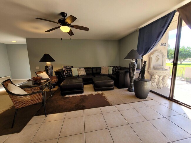 Building Photo - 2618 N Whitewater Club Dr