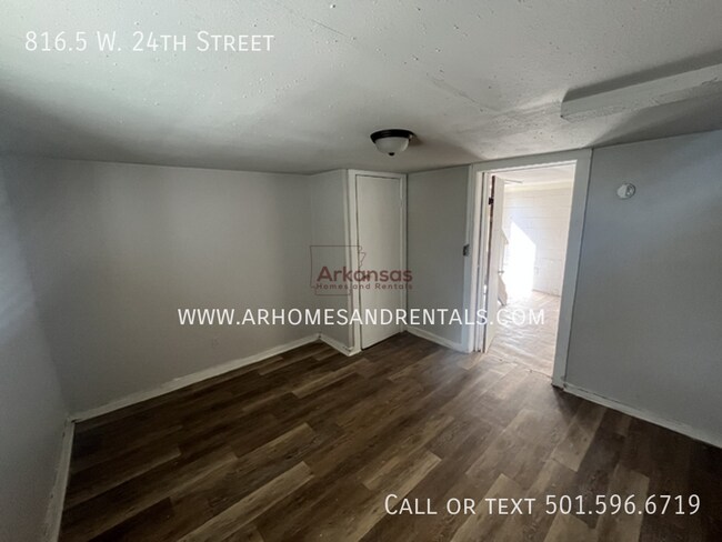 Foto del edificio - 816.5 W 24th St