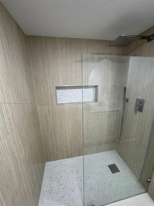 Building Photo - 8018 SW 151st Ct