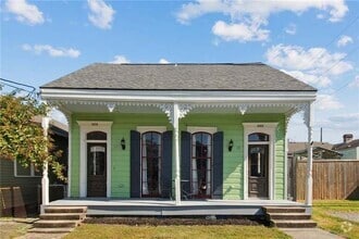 Building Photo - 2409 D'Abadie St