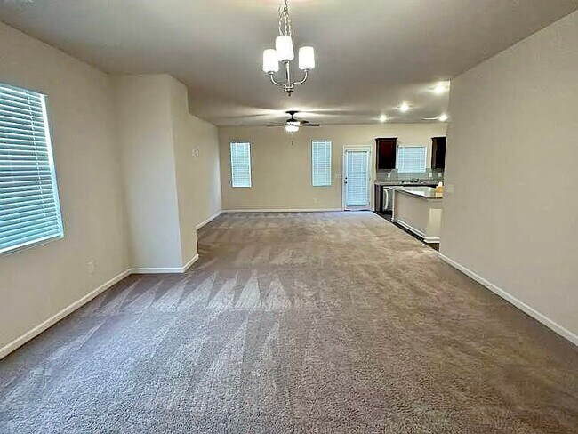 Foto del edificio - 105 Berry Dr