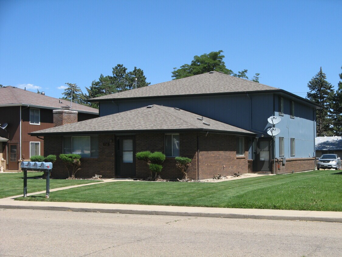 Primary Photo - 732 Delaware Ave