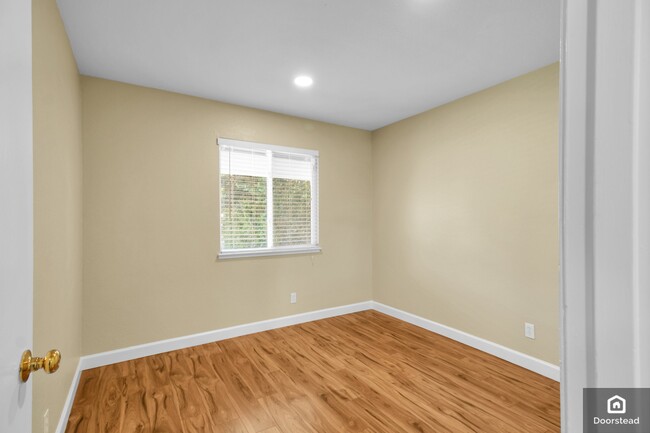 Building Photo - 6996 Amador Valley Blvd