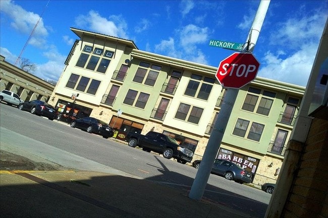 Building Photo - Hickory Street Apartments