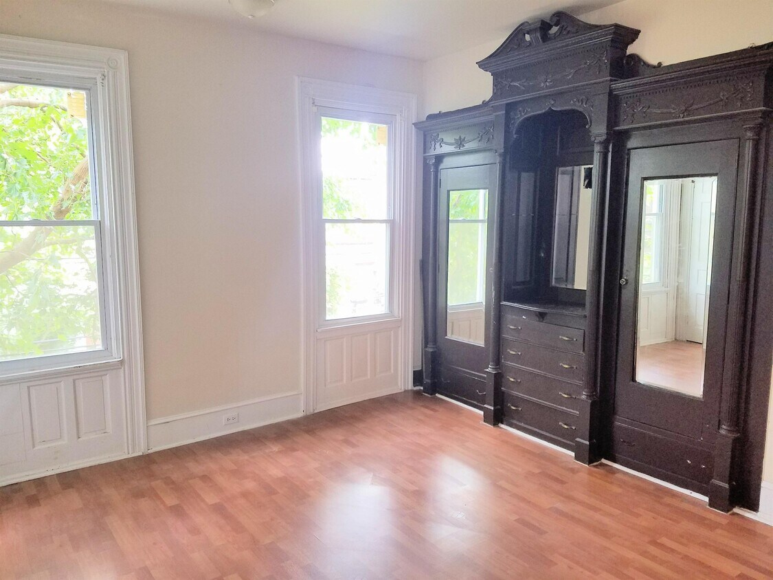 Photo - 1219 W Allegheny Ave#2 (second floor-rear)