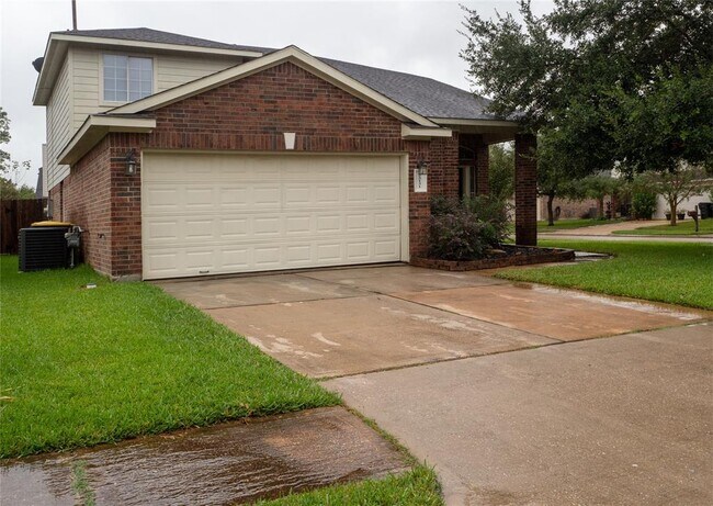 Building Photo - 23131 Postwood Oaks Dr