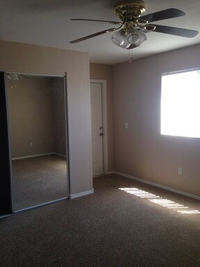 Building Photo - Spacious Apartment for Rent in Las Vegas!