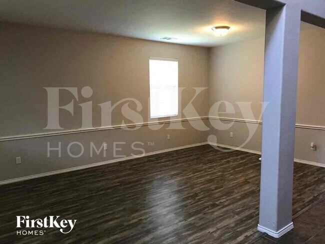 Building Photo - 1017 Nighthawk Rd