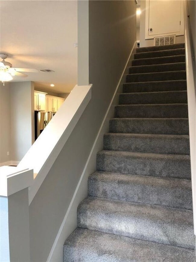 Building Photo - 3-Bed / 2.5-Bath Beautiful Townhomes