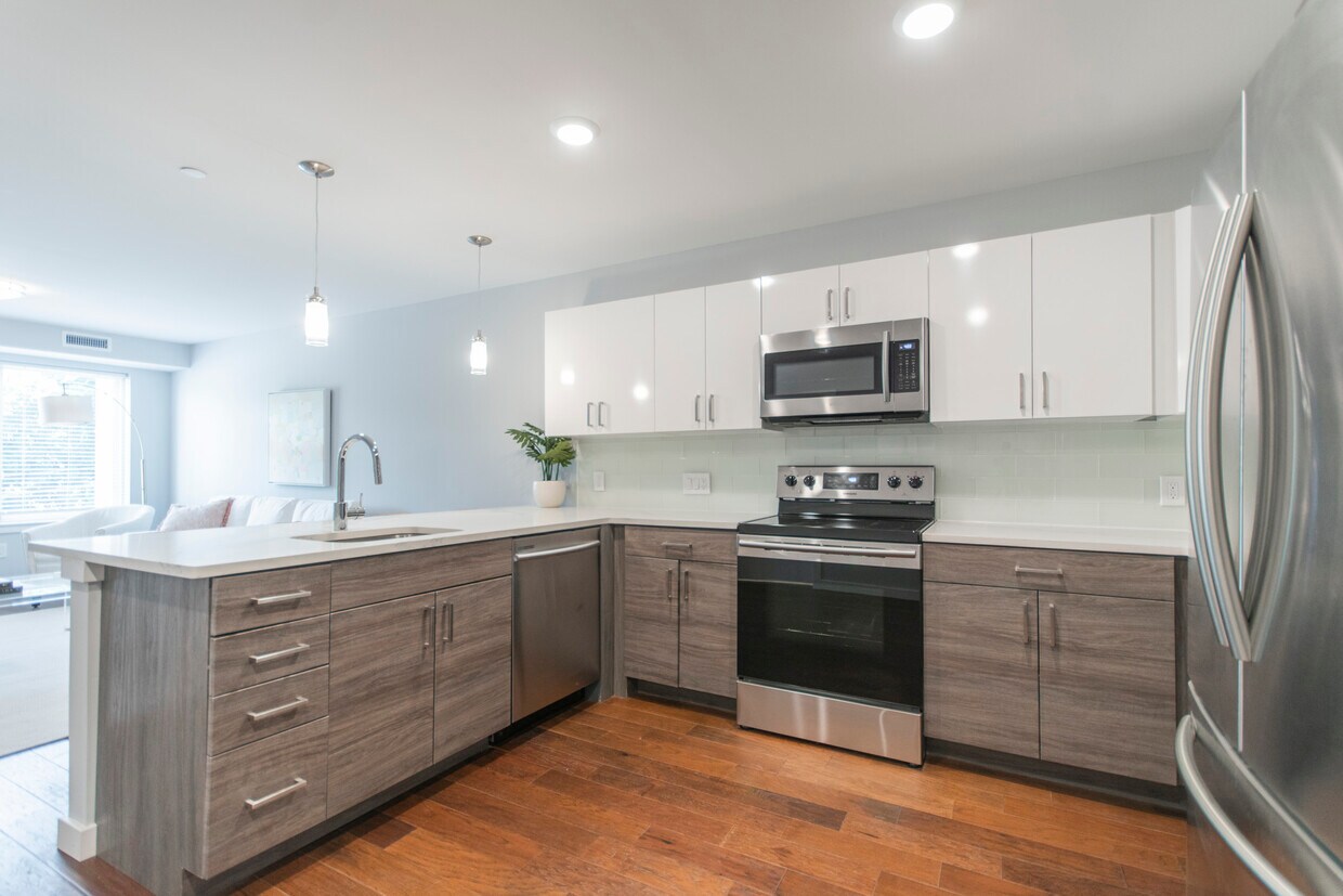 Foto principal - 3857 Pechin St