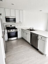 Building Photo - 18242 Via Aurelia Dr