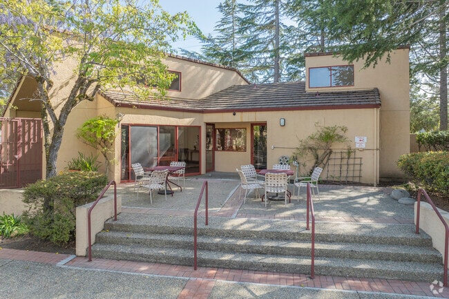Community Building - Canyon Oaks