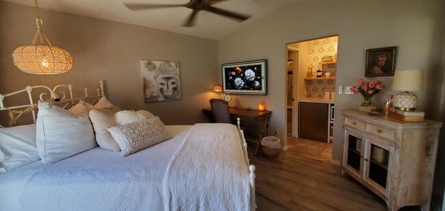 Building Photo - 82570 Delano Dr