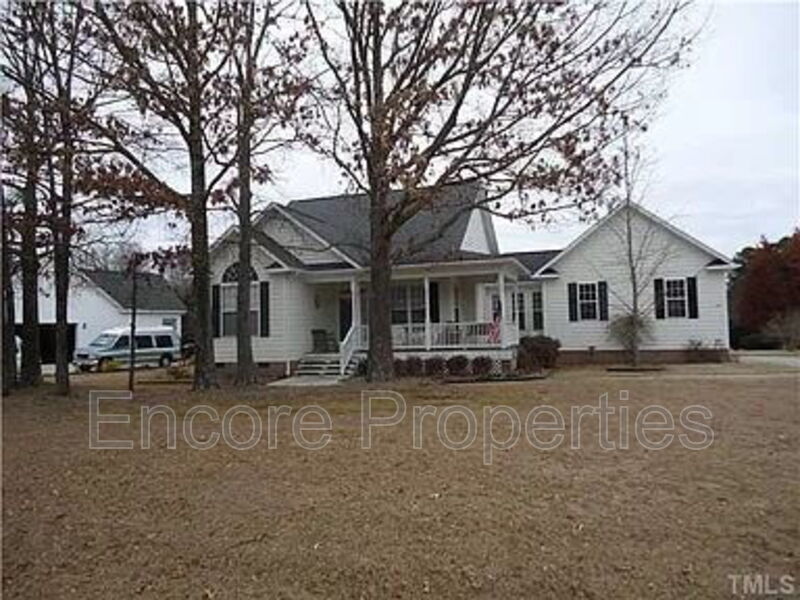 Building Photo - 1008 Elmsleigh Way