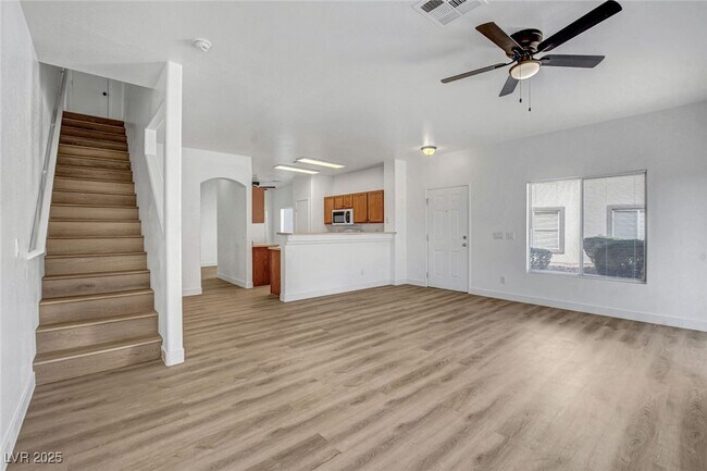 Building Photo - 5998 Jagged Cut St