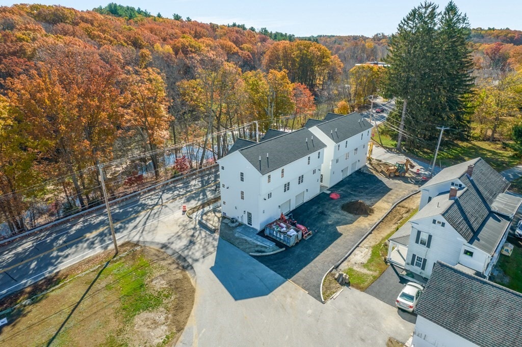 152 W Main St Unit A, Millbury, MA 01527 Condo for Rent in Millbury