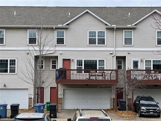 Building Photo - 1817 3rd St NE