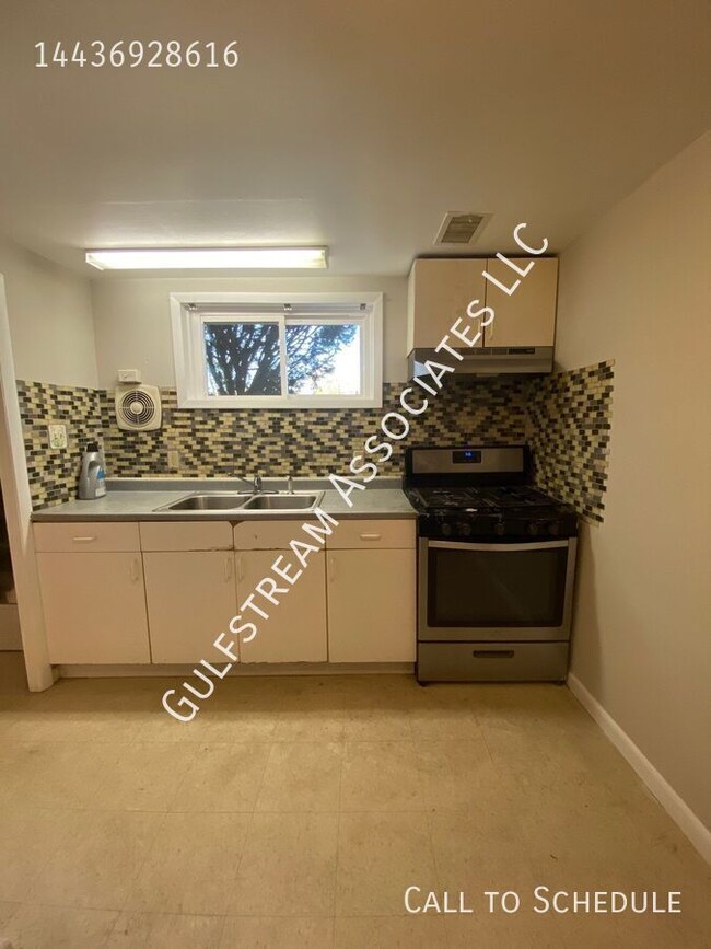 Foto del edificio - 3804 W Bay Ave