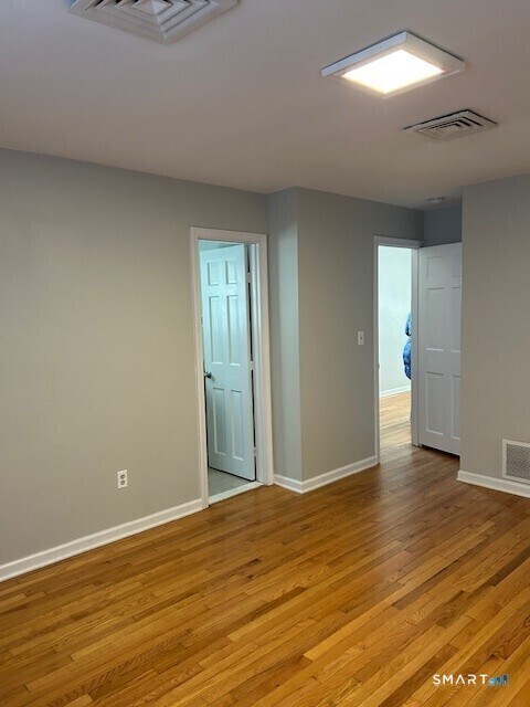 Foto del edificio - 180 Blueberry Ln