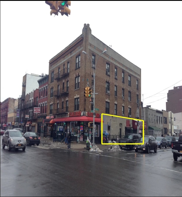 Primary Photo - 811 Grand St