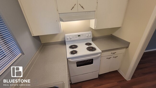 Interior Photo - Lake Village and Lakewood Apartments