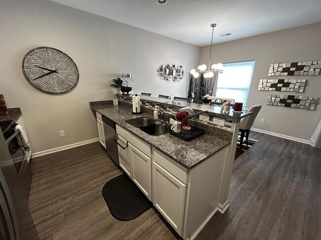 Foto del edificio - 146 Heritage Pl Dr