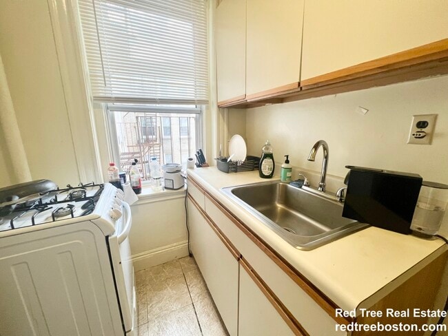 Photo - 111 Park Dr Apartment