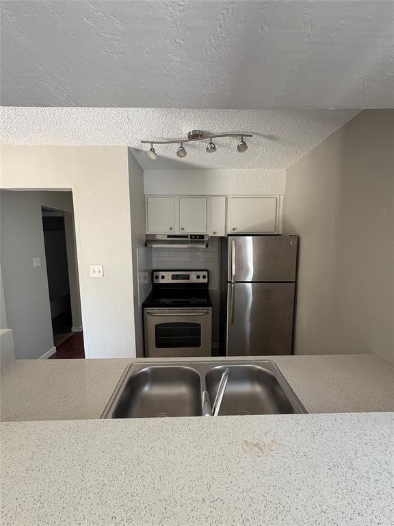 Foto del edificio - 4314 Gillis St