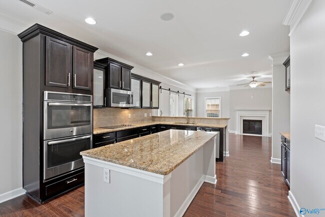 Building Photo - 16183 Evarard Dr NW