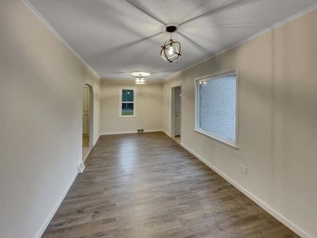 Foto del edificio - 2022 English St