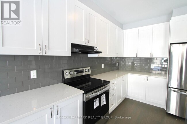 Building Photo - 506 Flagstaff Dr