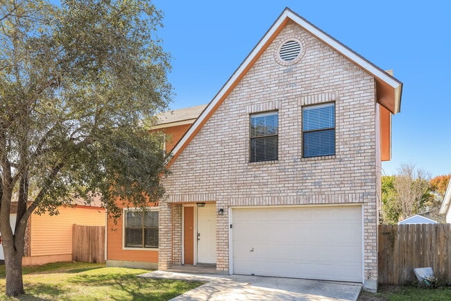 Building Photo - 3191 Beacon Field Dr