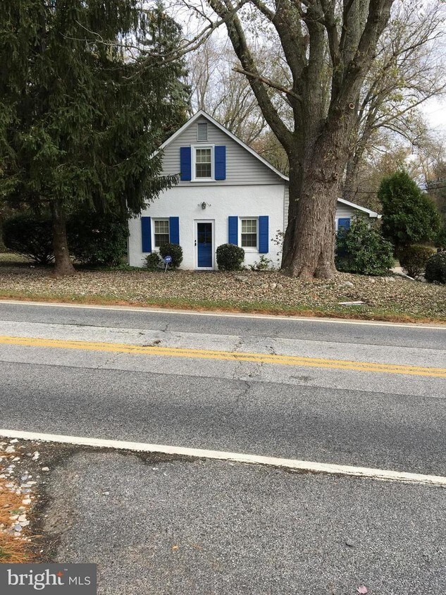 Foto principal - 12531 Greenspring Ave