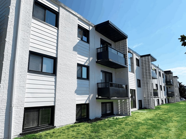 Photo du bâtiment - 51 Woolley Street & 75-85 Elgin Street South