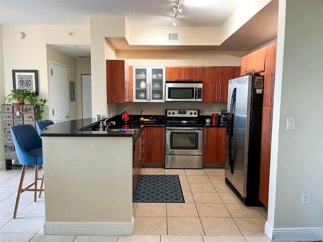 Building Photo - 3232 Coral Way