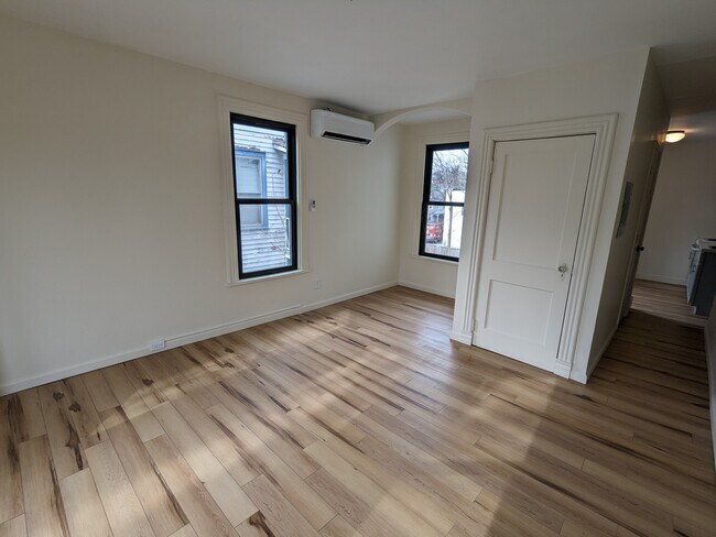 Foto del edificio - 246 Washington Ave