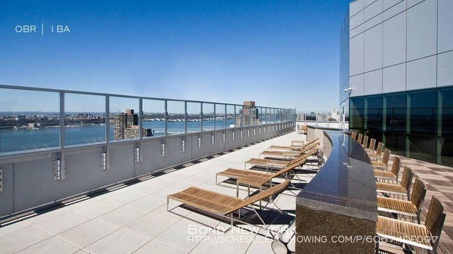 Building Photo - bedroom in New York NY 10018
