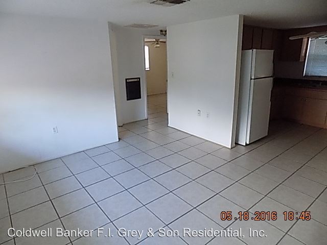 Building Photo - 8521 Sunnydale Dr