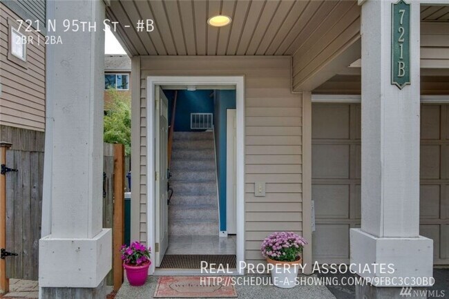 Foto del edificio - Townhouse in Greenwood