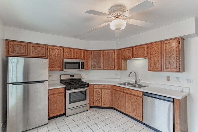 Building Photo - 1278 Clare Ct