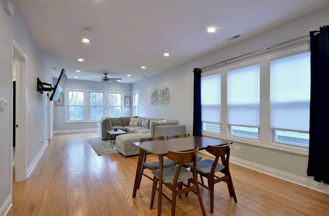 Foto del edificio - 5713 W Ainslie St
