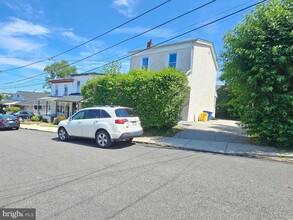 Building Photo - 130 Rockland Ave