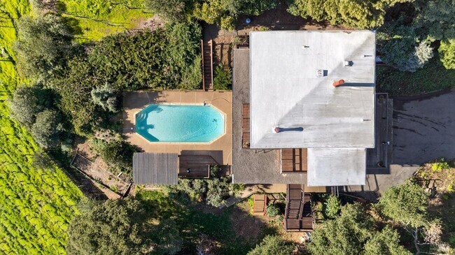 Foto del edificio - 2299 Sobre Vista Rd